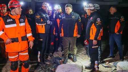 Başkan Erhan Kılıç ve arama kurtarma ekibi Osmaniye’de