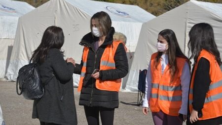 Çukurova Belediyesi Psiko-Sosyal Ekibiyle de Dokunuyor