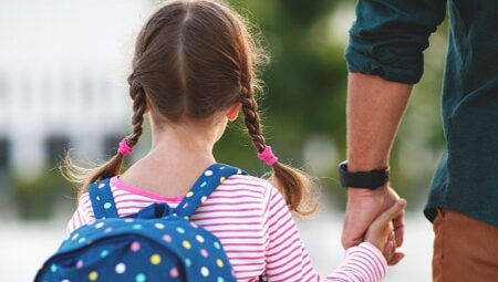 Depremzede öğrencilere karşı sabırlı, anlayışlı ve güven verici olunmalı