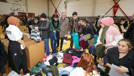 Gaziemir’den depremzedelere büyük destek