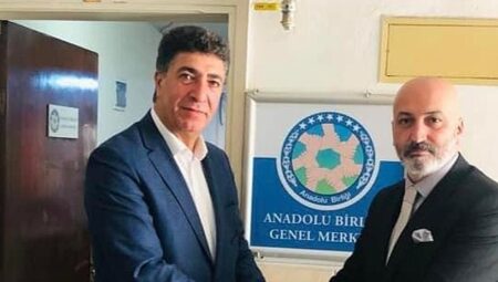 AK Parti Bornova İlçe Başkanı Veysel Güldoğan’dan Anadolu Birliği’ne Deprem Ziyareti