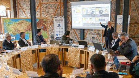 Sokak emekçileri Sokak İktisadı Çalıştayı’nda buluştu