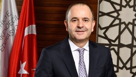 TPF Başkanı, İstanbul toplantısında sektör gündemini değerlendirdi “İş yeri kira artışlarına sınırlama getirilmesi, yerel işletmeciye nefes aldıracak”