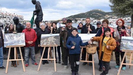 ”Foça’da Taş Ocağı İstemiyoruz” sloganıyla Ocak ayında kurulan Foça’da Doğa ve Tarih Talanına Hayır Platformu tarafından basın açıklaması ve fotoğraf sergisi düzenlendi