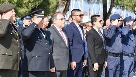 Foça’da Türk Polis Teşkilatının kuruluşunun 178’inci yılı gerçekleştirilen törenlerle kutlandı.