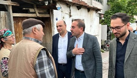 AK Parti İzmir Milletvekili Yaşar Kırkpınar 21 yıllık hizmetlere vurgu yaptı