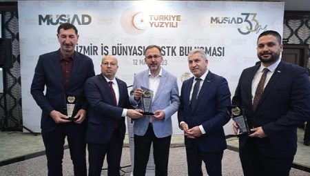 Bakan Kasapoğlu, İzmir İş Dünyası ve STK Buluşmasına katıldı